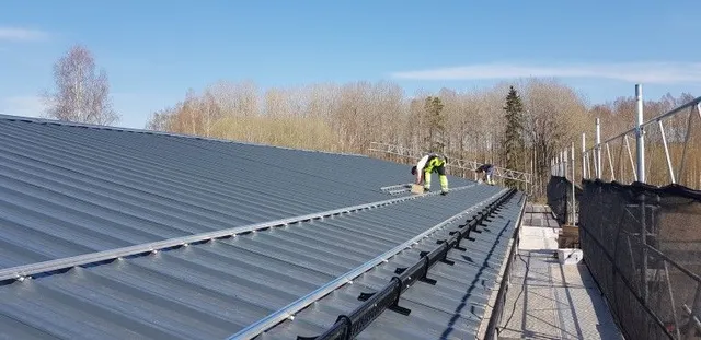 soderlunds ror solceller tak.jpg