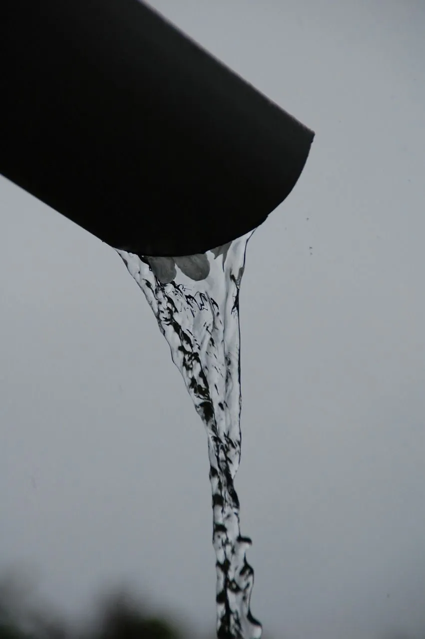 gutter-pipe-54531_1280.jpg